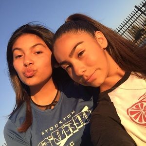 Meet your Posher, Calisa